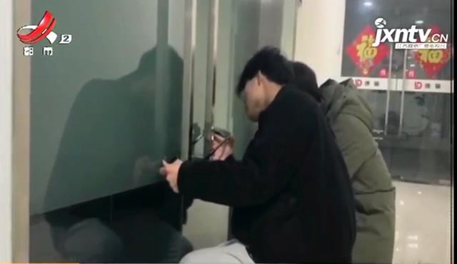 李姓男演员，演技、风格与深远影响